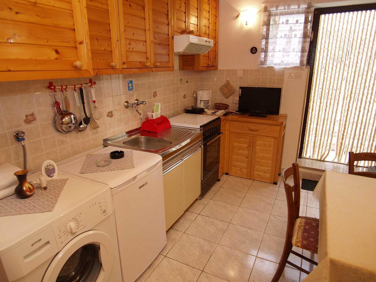 Teo Apartment Veli Lošinj Екстериор снимка